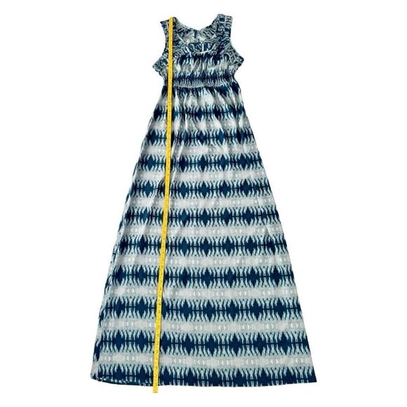 Charlie Jade Sleeveless Lightweight Blue Smocked Cut Out Maxi Dress. Small. - Picture 6 of 9